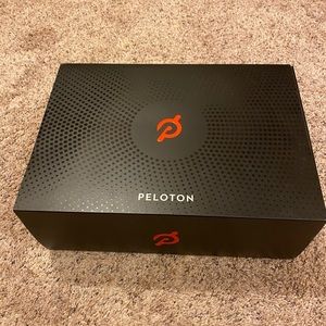 NWT Mens Peloton Shoes